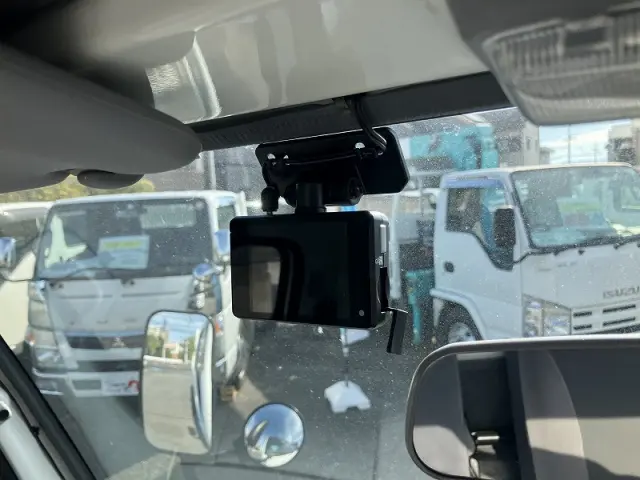 いすゞ エルフ TRG-NJR85A(2WD)の写真48