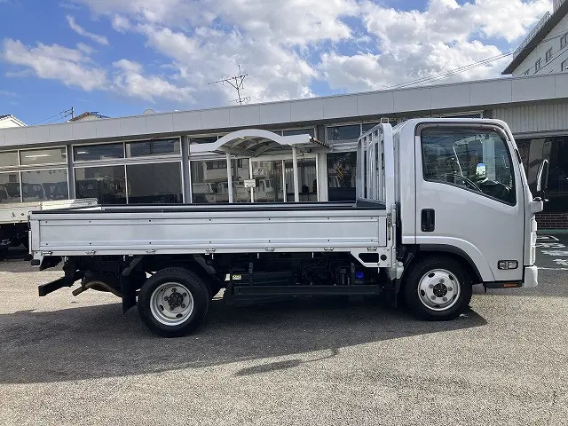 いすゞ エルフ 2RG-NMS88AR(4WD)の写真5