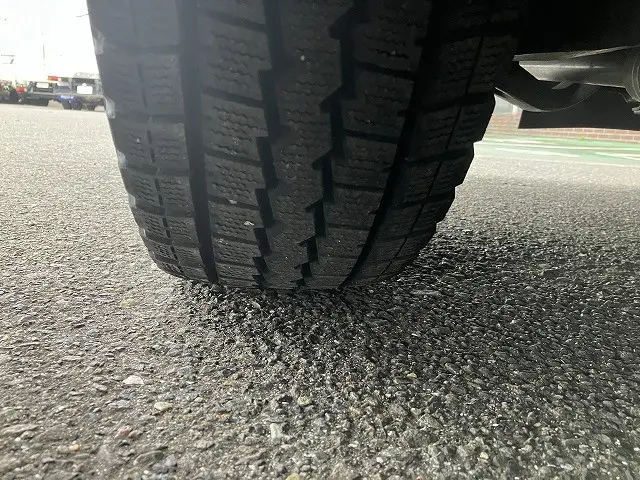 いすゞ エルフ 2RG-NMS88AR(4WD)の写真28