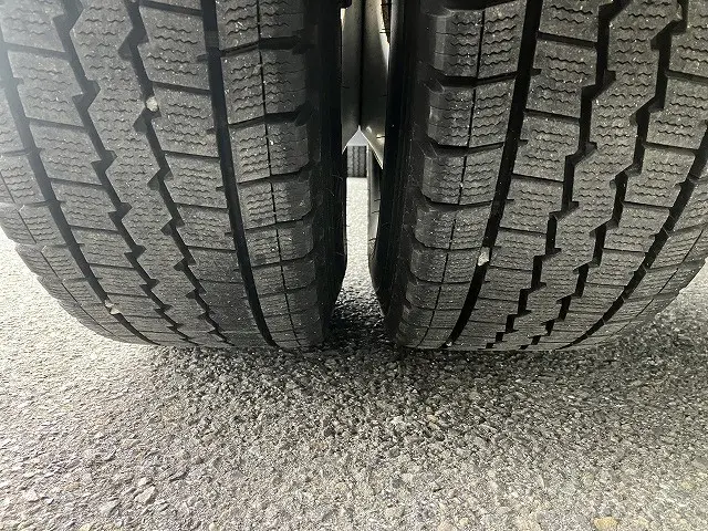 いすゞ エルフ 2RG-NMS88AR(4WD)の写真29