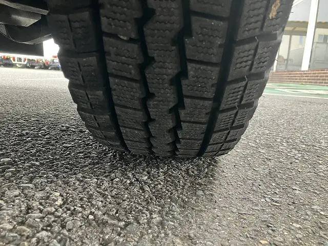いすゞ エルフ 2RG-NMS88AR(4WD)の写真31