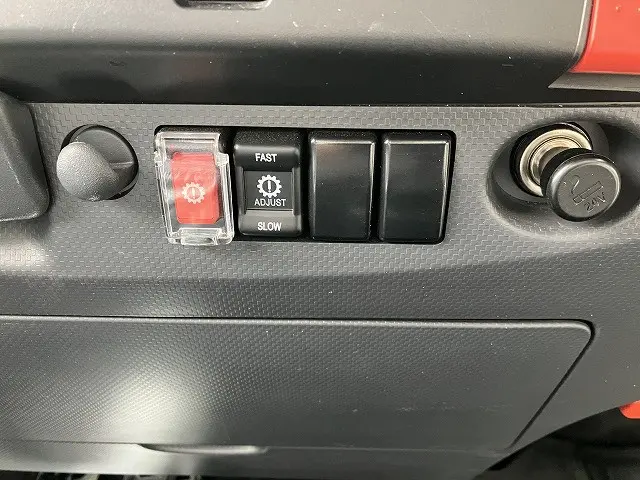 いすゞ エルフ 2RG-NMS88AR(4WD)の写真42