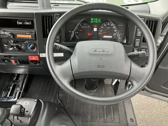 いすゞ エルフ 2RG-NMS88AR(4WD)の写真45