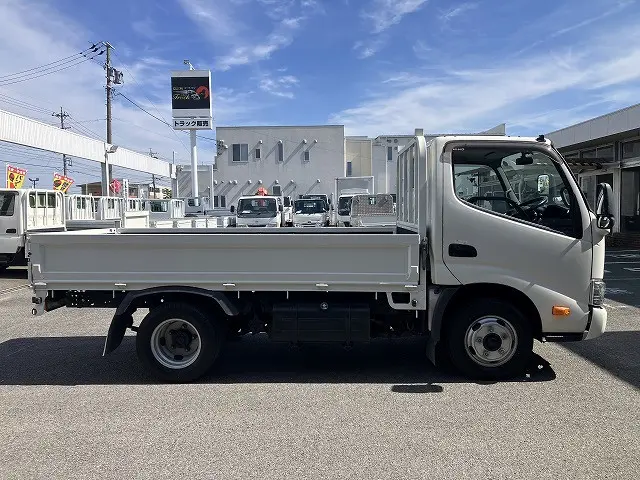 日野 デュトロ TPG-XZU605M(2WD)の写真5