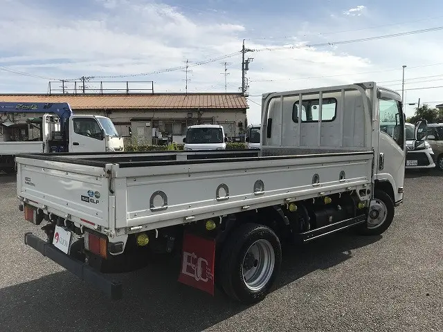 いすゞ エルフ 2RG-NMR88R(2WD)の写真6