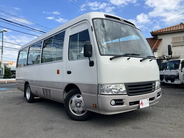 トヨタ コースター SKG-XZB40(2WD)の写真3