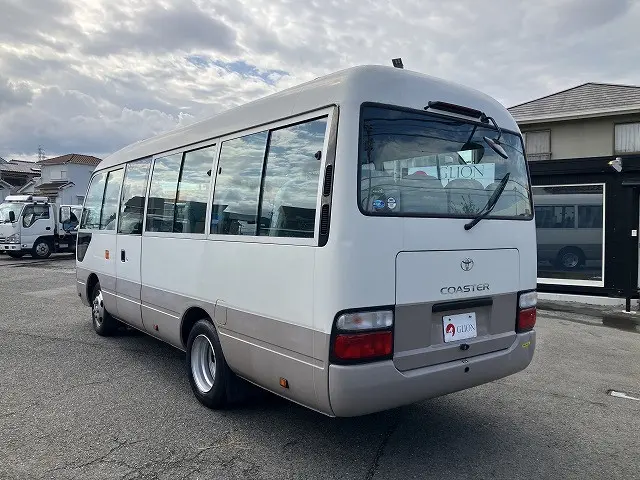 トヨタ コースター SKG-XZB40(2WD)の写真6