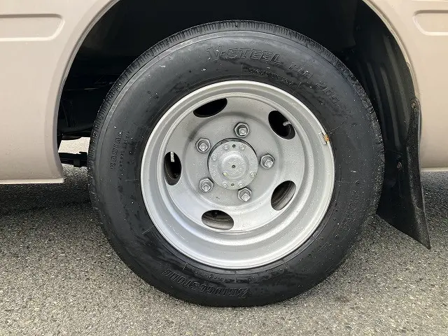 トヨタ コースター SKG-XZB40(2WD)の写真20