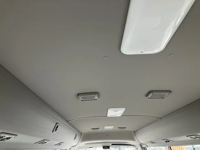 トヨタ コースター SKG-XZB40(2WD)の写真27