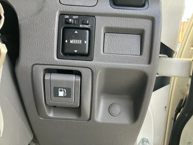 トヨタ コースター SKG-XZB40(2WD)の写真31