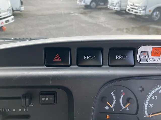 トヨタ コースター SKG-XZB40(2WD)の写真33