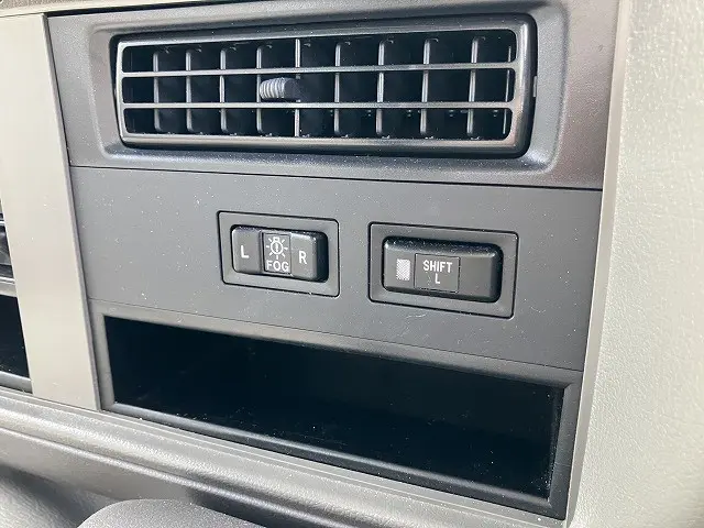 トヨタ コースター SKG-XZB40(2WD)の写真36