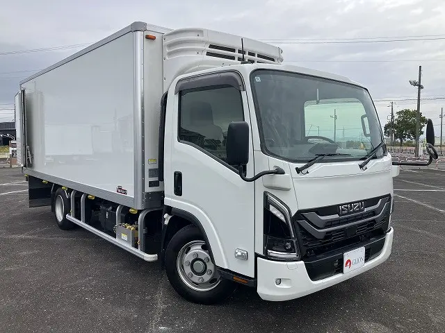 いすゞ エルフ 2RG-NPR88AM(2WD)の写真9