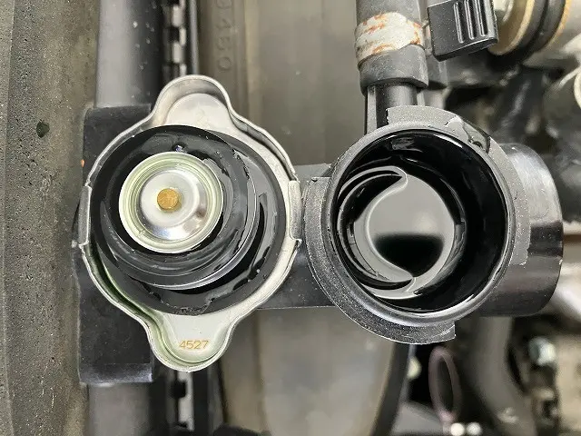 いすゞ エルフ 2RG-NKR88M(2WD)の写真31