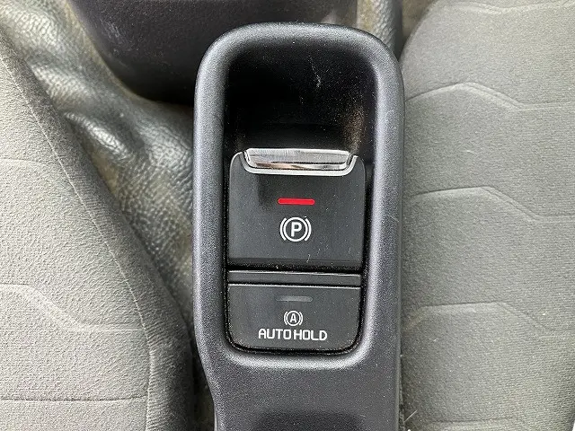 いすゞ エルフ 2RG-NKR88M(2WD)の写真44