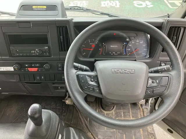 いすゞ エルフ 2RG-NKR88M(2WD)の写真45