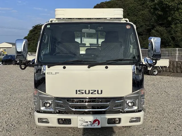 いすゞ エルフ 2RG-NHR88A(2WD)の写真2