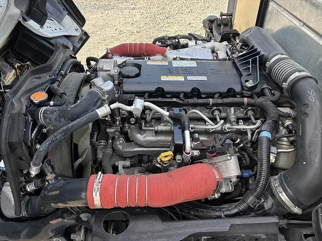 いすゞ エルフ 2RG-NHR88A(2WD)の写真21