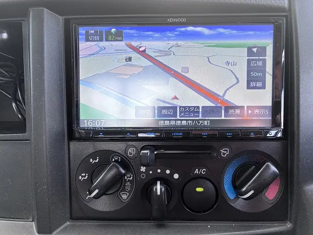 いすゞ エルフ 2RG-NHR88A(2WD)の写真32