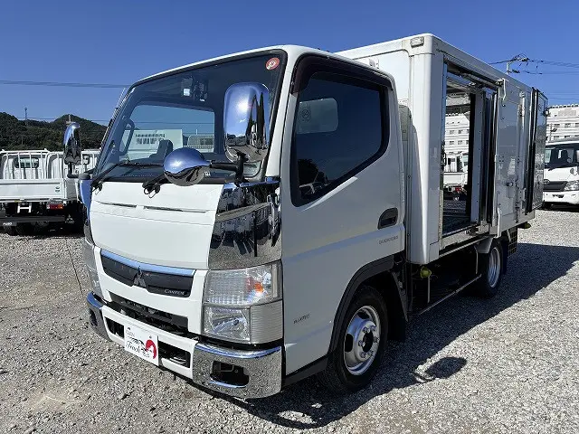 三菱 キャンター TPG-FBA00(2WD)の写真9
