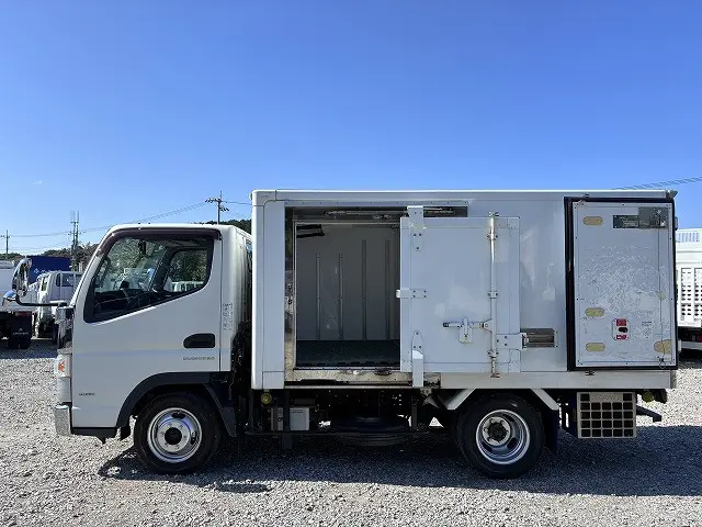 三菱 キャンター TPG-FBA00(2WD)の写真11