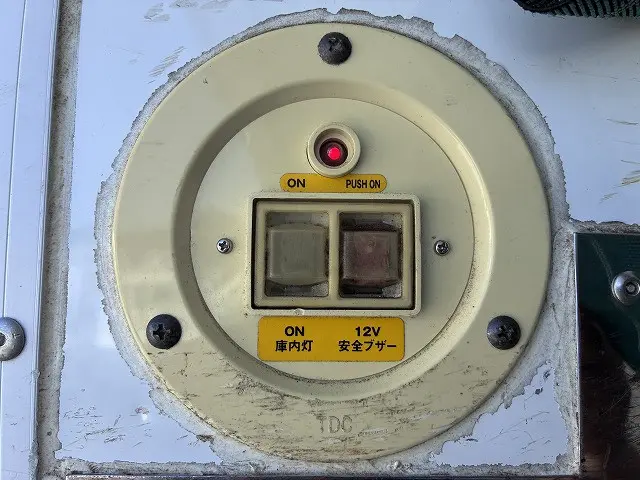 三菱 キャンター TPG-FBA00(2WD)の写真34