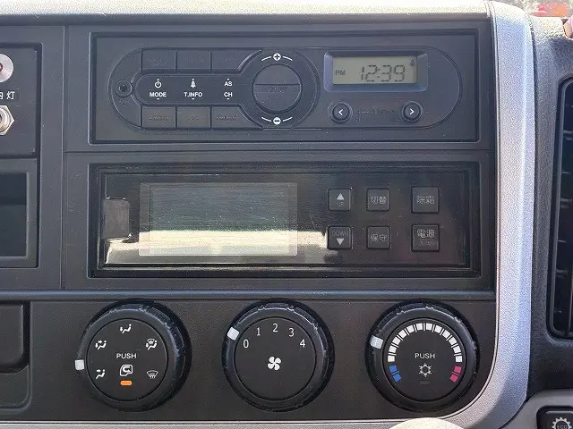 三菱 キャンター TPG-FBA00(2WD)の写真42