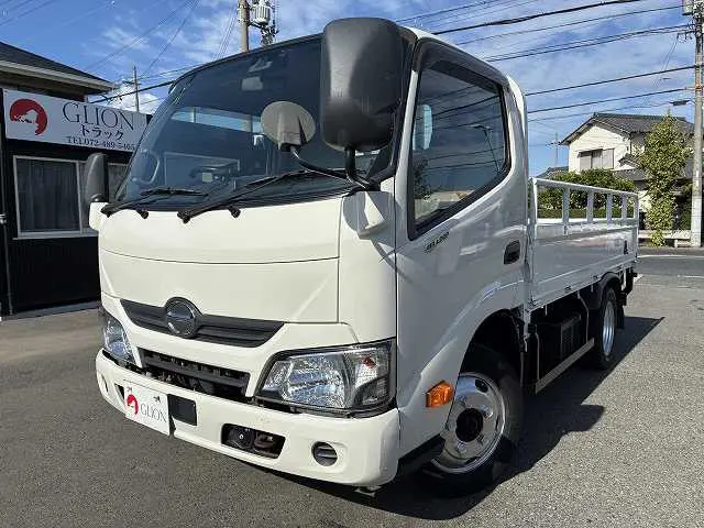 日野 デュトロ TPG-XZU605M(2WD)の写真1