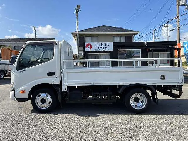 日野 デュトロ TPG-XZU605M(2WD)の写真4