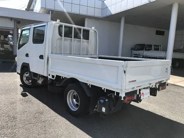 三菱 キャンター TPG-FBA20(2WD)の写真4