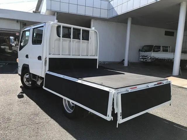 三菱 キャンター TPG-FBA20(2WD)の写真11