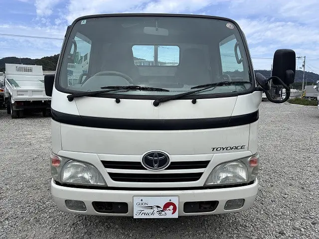 トヨタ トヨエース ADF-KDY221(2WD)の写真2