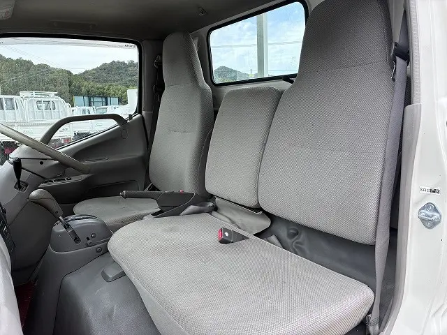 トヨタ トヨエース ADF-KDY221(2WD)の写真23