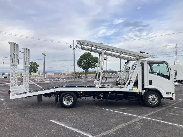 いすゞ エルフ 2RG-NPR88YN(2WD)の写真5