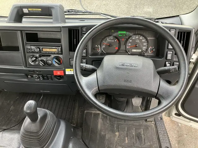 いすゞ エルフ 2RG-NPR88YN(2WD)の写真34