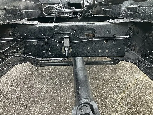 いすゞ エルフ 2RG-NPR88YN(2WD)の写真44