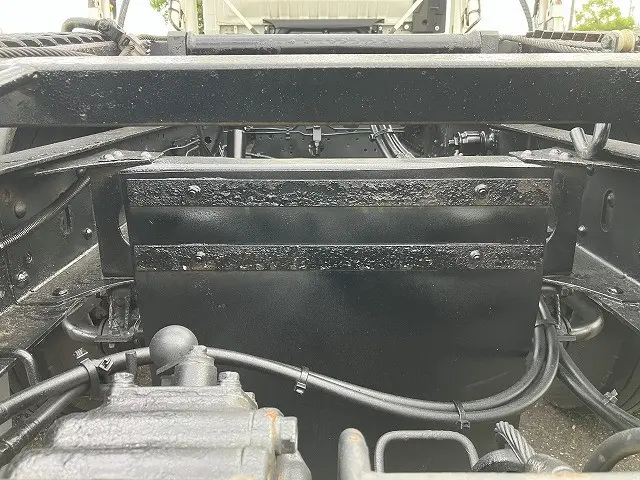 いすゞ エルフ 2RG-NPR88YN(2WD)の写真45