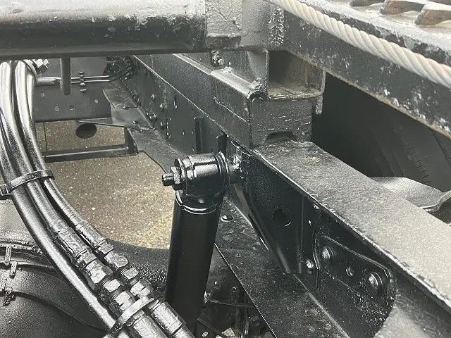 いすゞ エルフ 2RG-NPR88YN(2WD)の写真46