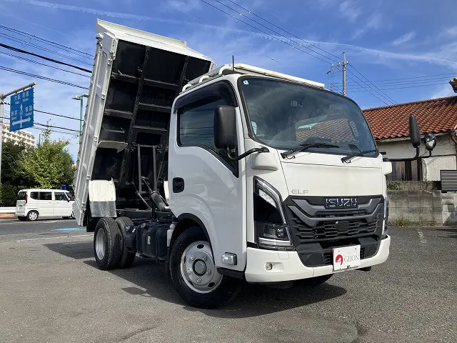 いすゞ エルフ 2RG-NKR88AT(2WD)の写真3