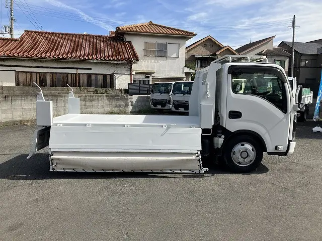 いすゞ エルフ 2RG-NKR88AT(2WD)の写真19