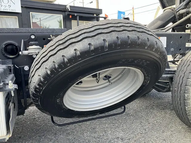 いすゞ エルフ 2RG-NKR88AT(2WD)の写真34