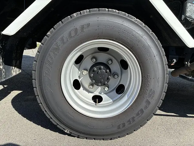 いすゞ エルフ 2PG-NPR88YM(2WD)の写真22