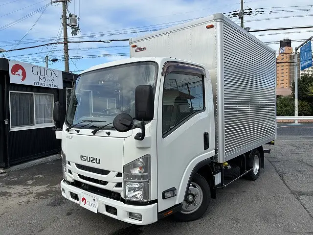 いすゞ エルフ TRG-NLR85AN(2WD)の写真1