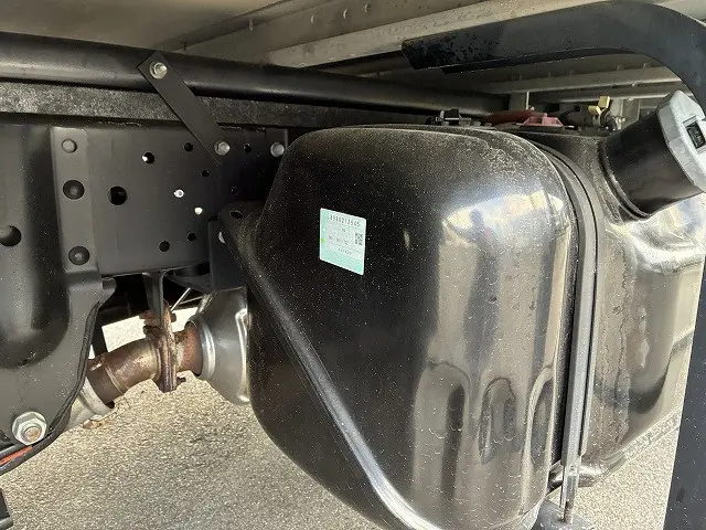 いすゞ エルフ TRG-NLR85AN(2WD)の写真18