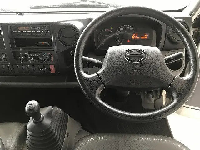 日野 デュトロ SKG-XZU710M(2WD)の写真23