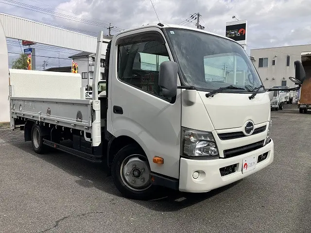 日野 デュトロ SKG-XZU710M(2WD)の写真3
