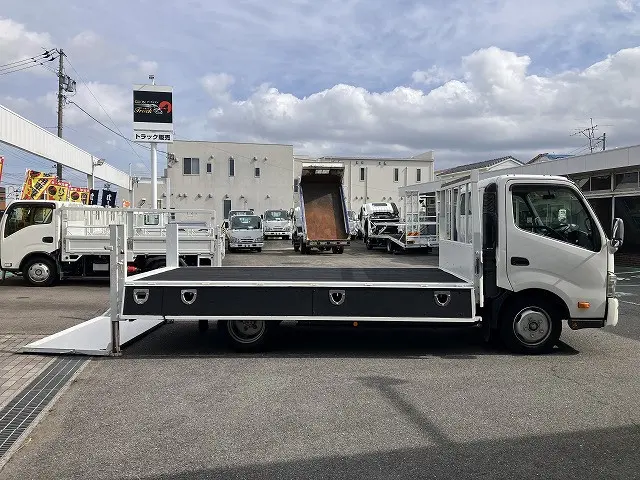 日野 デュトロ SKG-XZU710M(2WD)の写真12