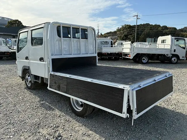 三菱 キャンターガッツ PDG-FB70B(2WD)の写真13