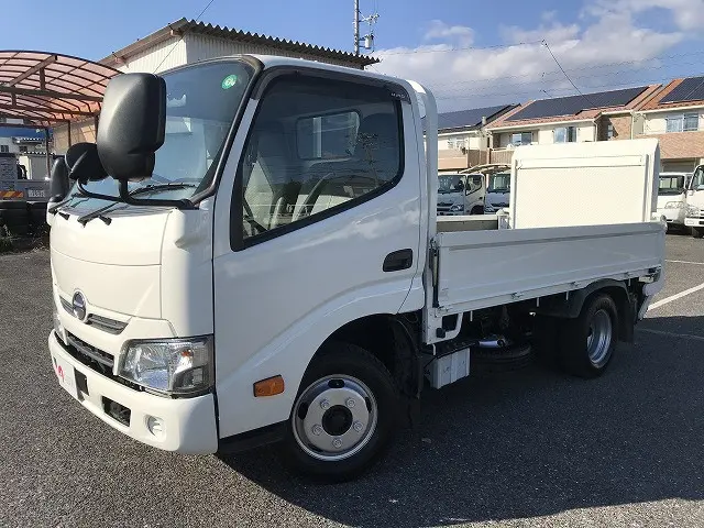 日野 デュトロ TKG-XZC605M(2WD)の写真1
