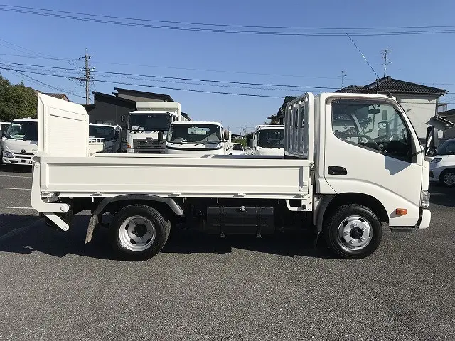 日野 デュトロ TKG-XZC605M(2WD)の写真8